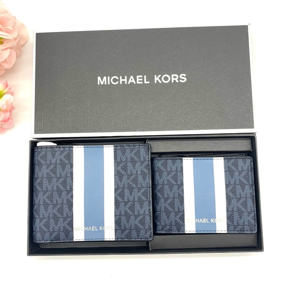 Michael Kors Other - MICHAEL KORS 💥NWT💥 Men’s Navy Stripe MK Logo Wallet Set